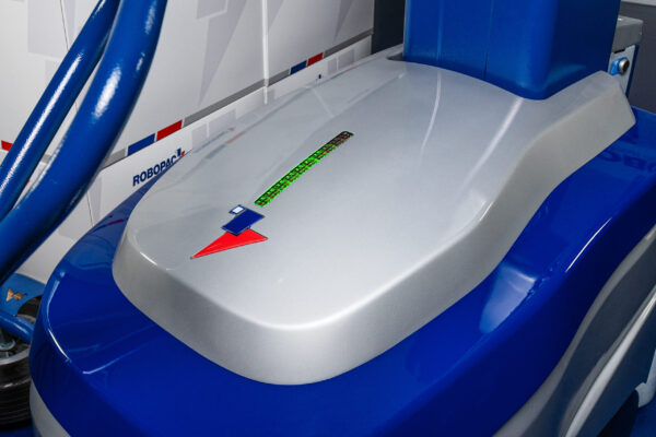 Robot S7 battery LED detail