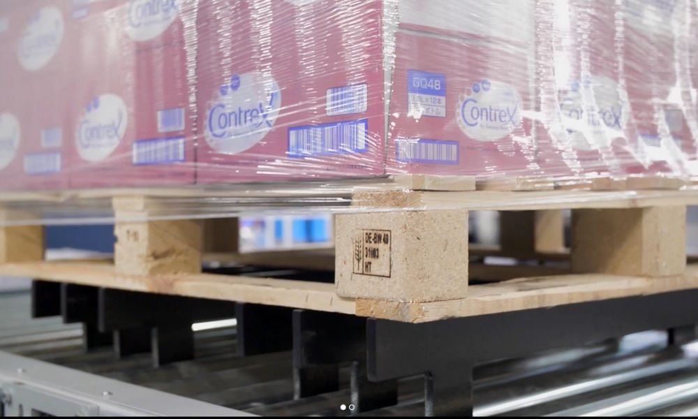 Is Stretch Wrap the Same As Shrink Wrap?