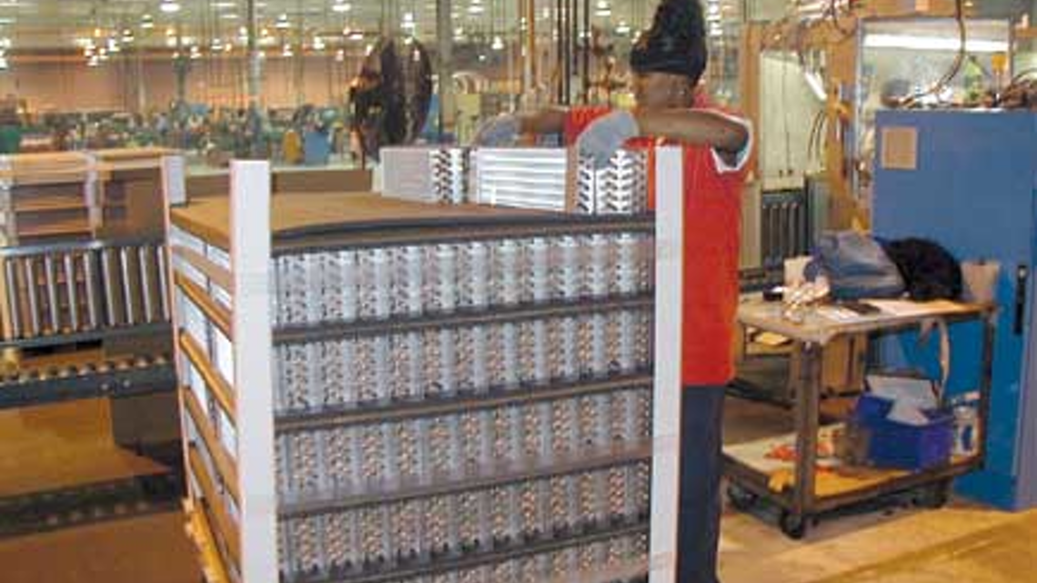 Applying corner boards Applying corner boards