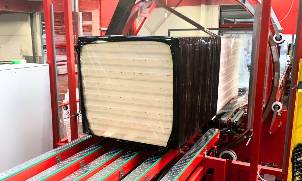 Reasons You Should Use Colored Stretch Film